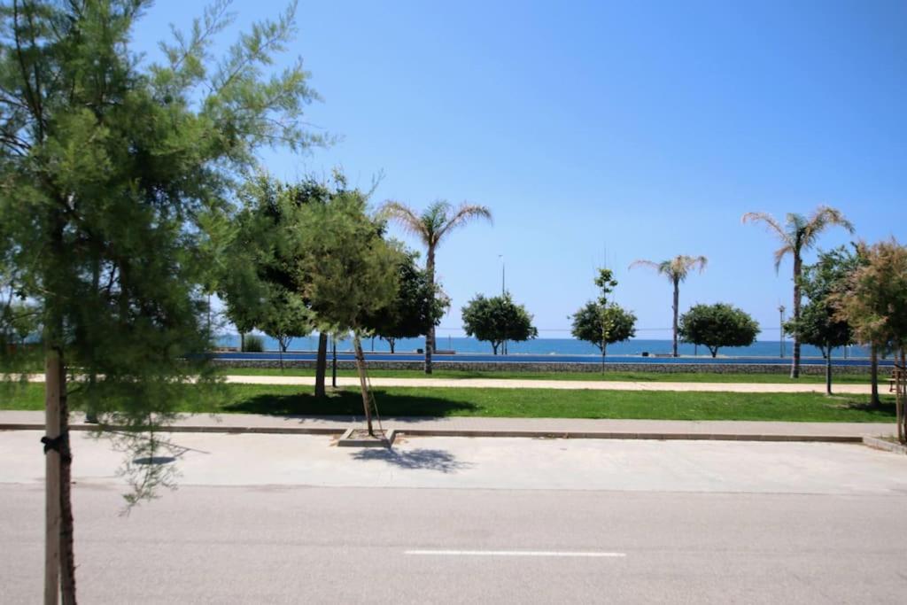 Apartamento Playa Valle Niza Málaga Esterno foto